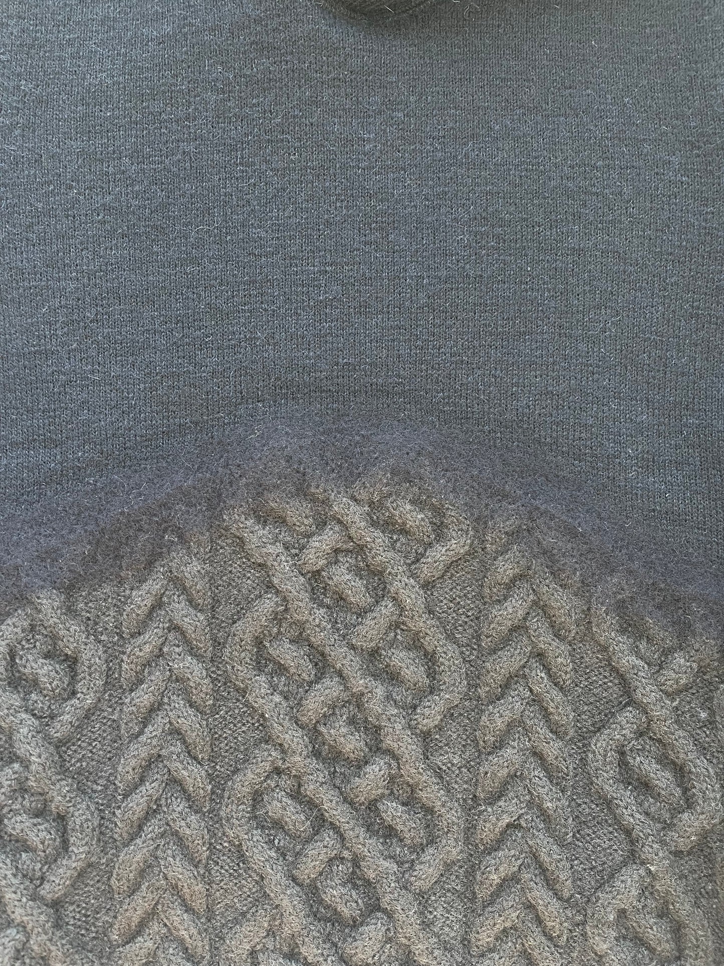 Talking About The Abstraction Gradient Texture Hybrid Hair Cable Knit Hoodie