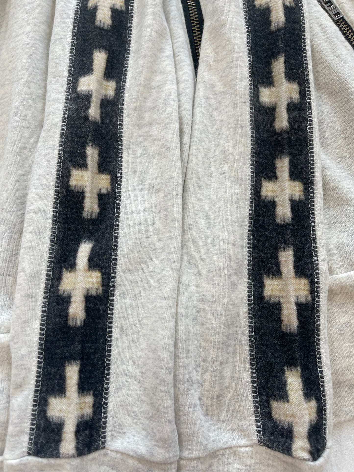 L.G.B. (Le Grande Bleu) Cross Boxer/PK Piping Fur Hoodie Sweatshirt