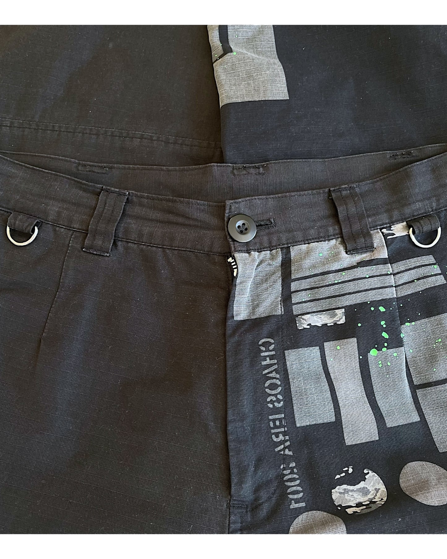 Undercover SS01 Chaotic Discord Cargo Straight Pants