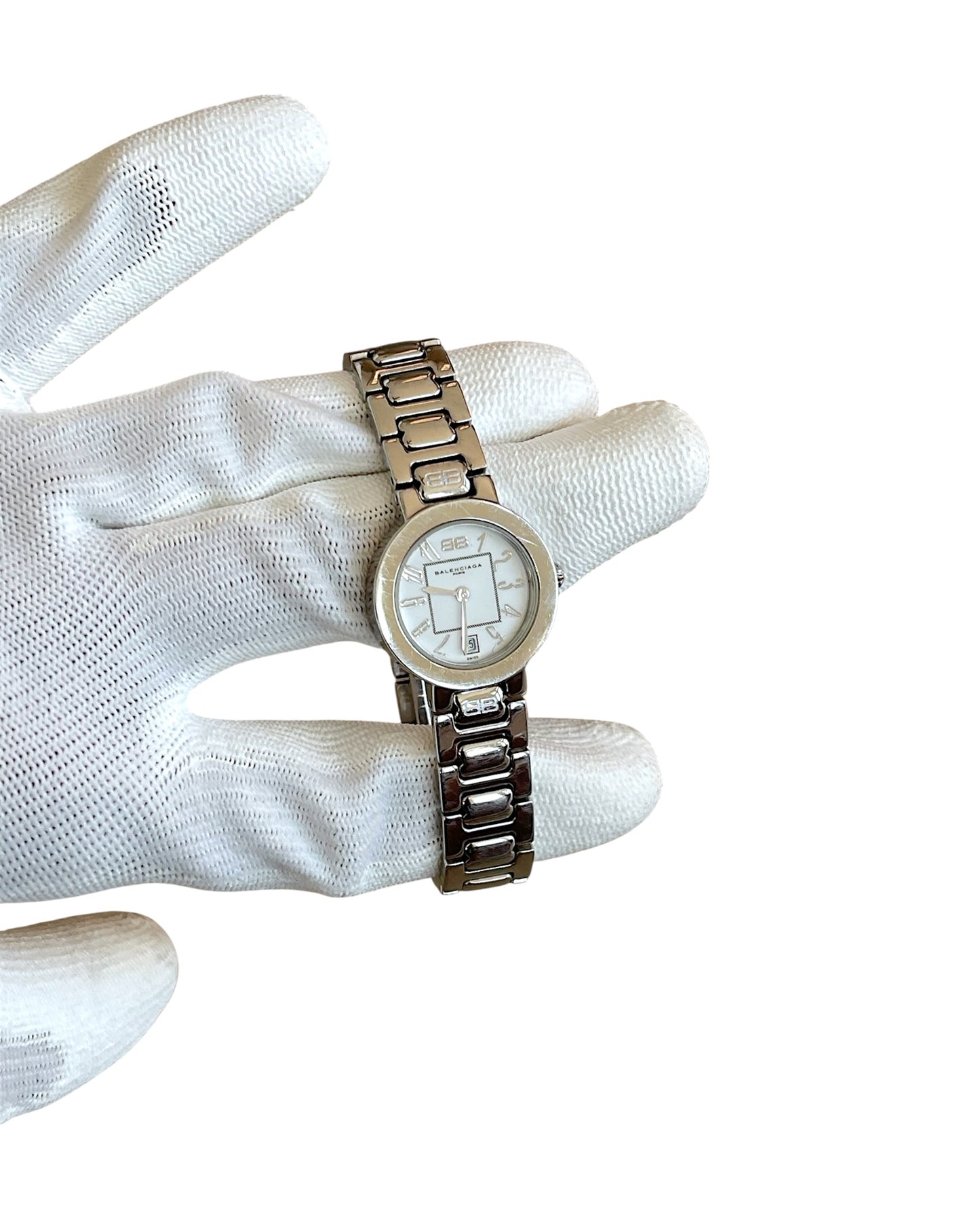 Balenciaga Vintage White Dial Circle Case Silver Quartz Watch