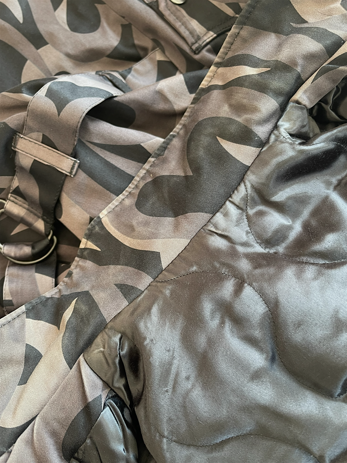 Number (N)ine AW2004 "Give Peace A Chance" Tribal Heart Camo Down Jacket