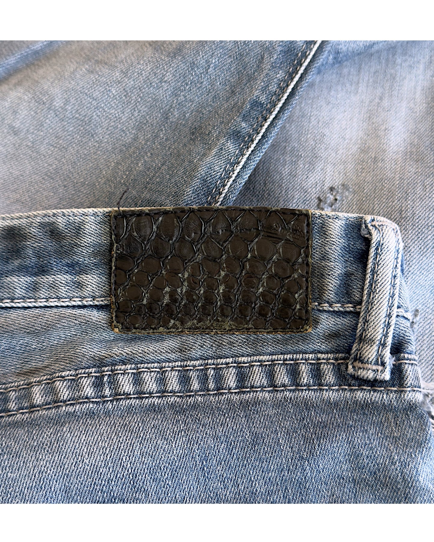 FUGA 2000s Light Blue Washed Black Oil Distressed Denim Jeans