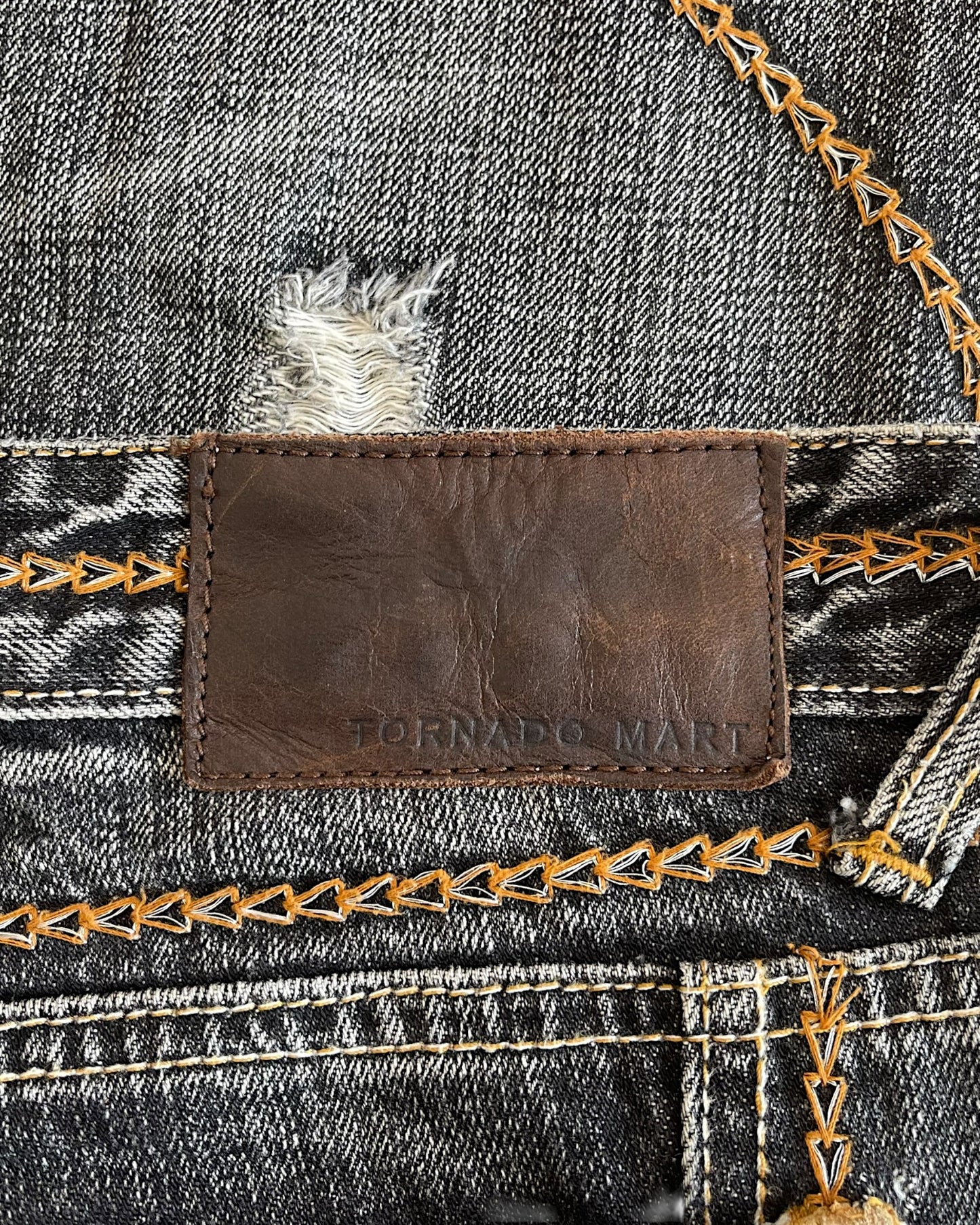 Tornado Mart 2000s Weave Embroidery Leather Patch Distressed Denim Shorts