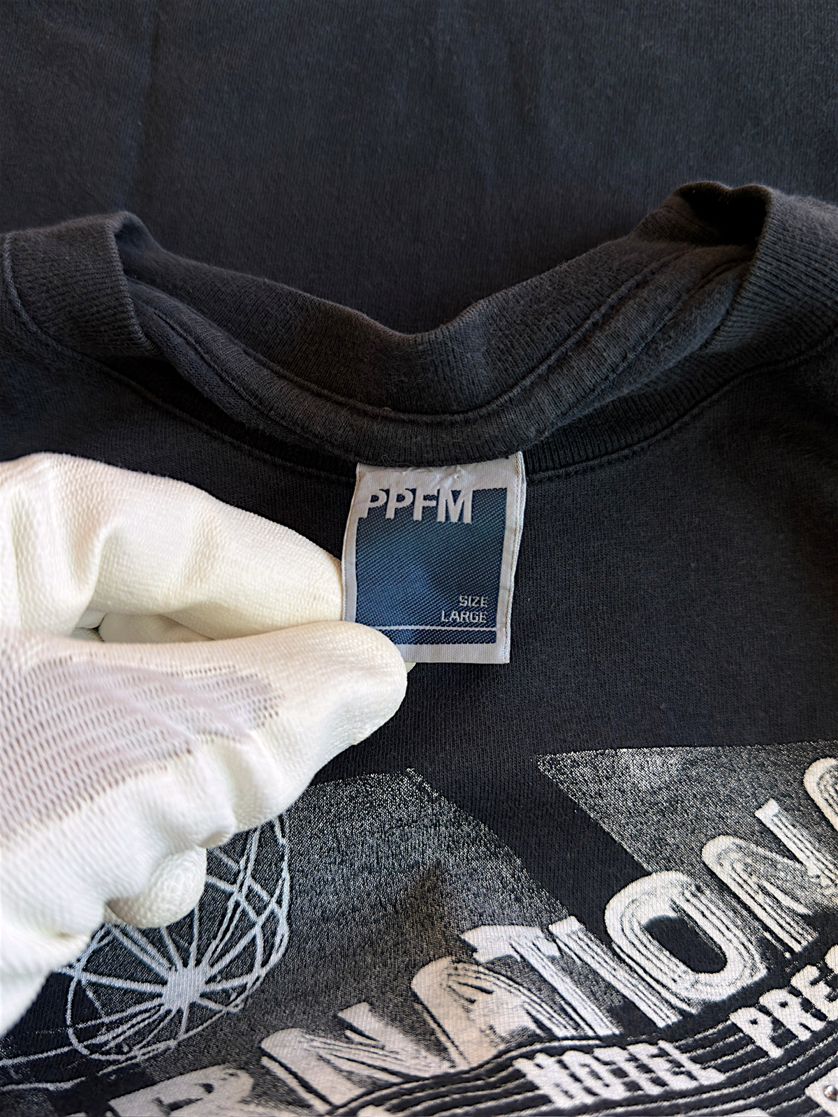 PPFM Elvis Crystal Lights International Hotel Sign Photo T-Shirt