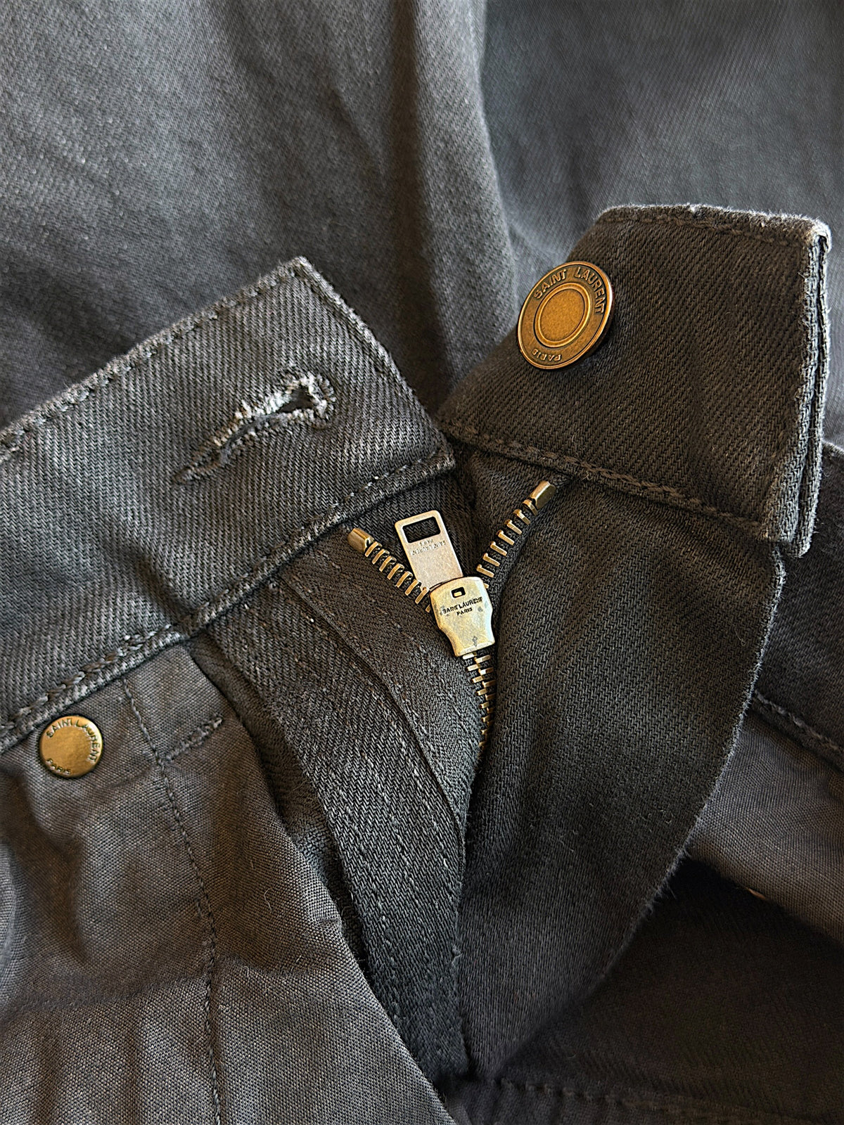 Saint Laurent D02 Black Denim Jeans