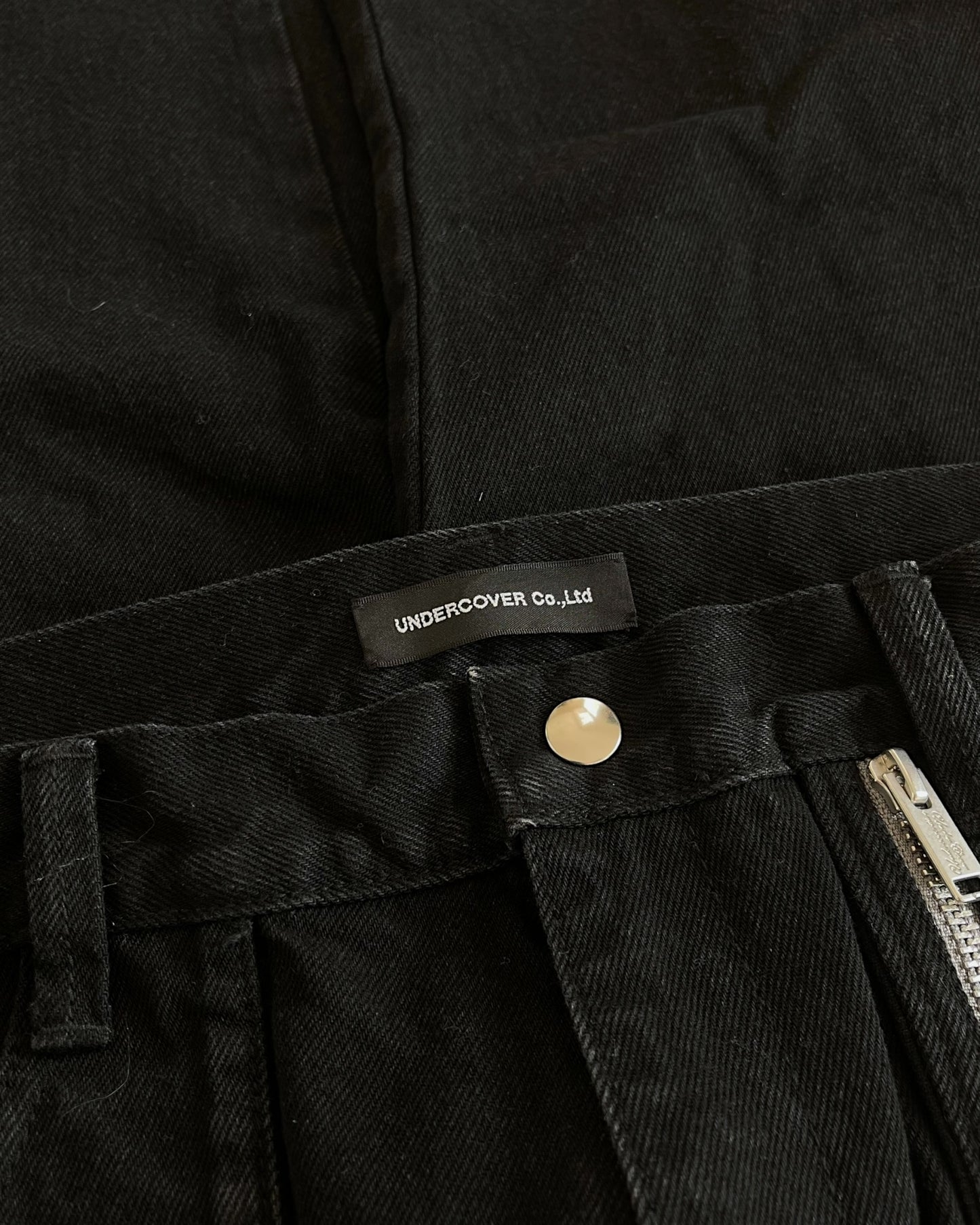 Undercover Multi-Pocket Zipper Bondage Cargo Denim Jeans