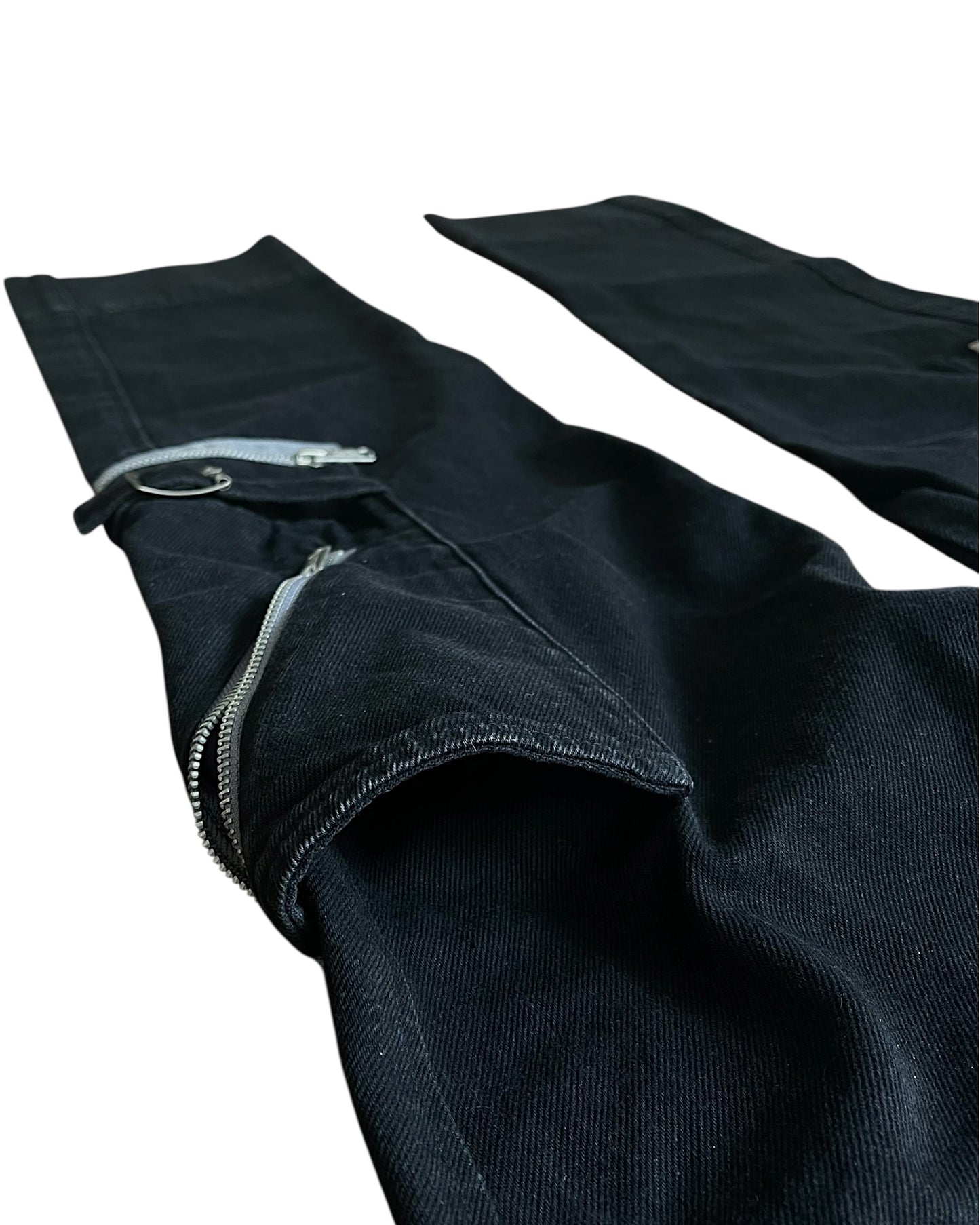 Undercover Multi-Pocket Zipper Bondage Cargo Denim Jeans
