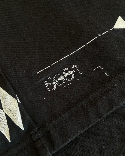 5351 Pour Les Hommes Nomad Geometric Graphic 3/4 Length T-Shirt